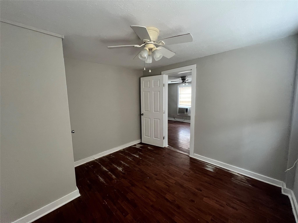 312 S Pumphrey Street - Photo 9