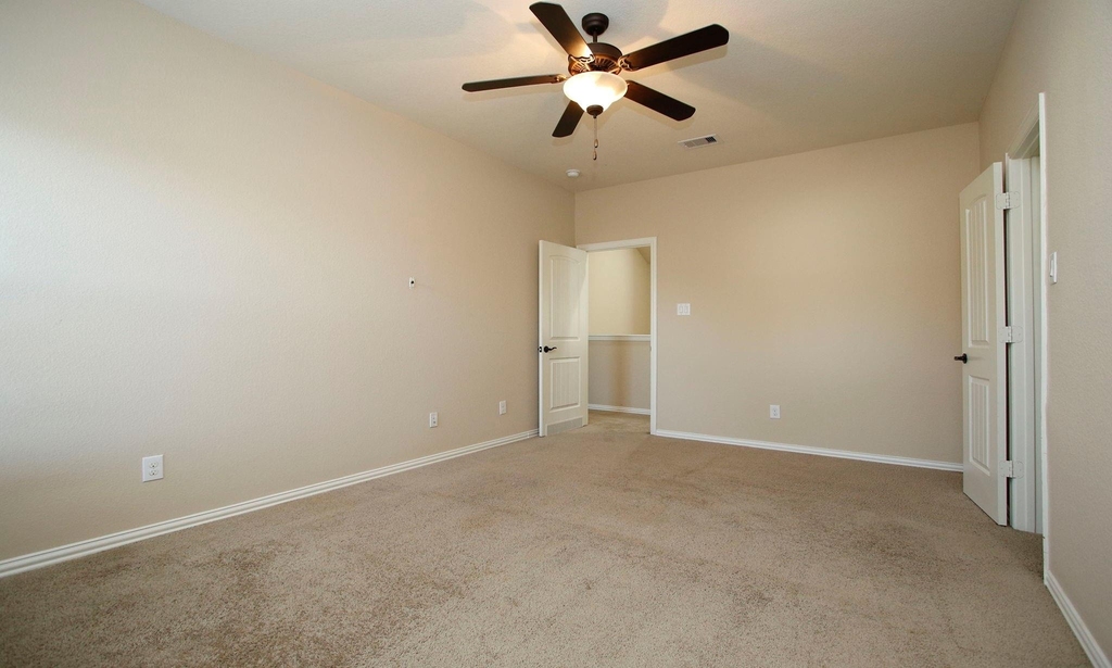 13827 Slate Mountain Lane - Photo 36