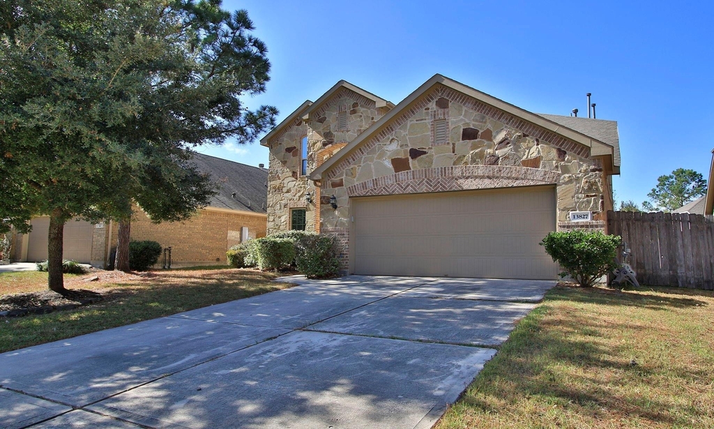 13827 Slate Mountain Lane - Photo 3