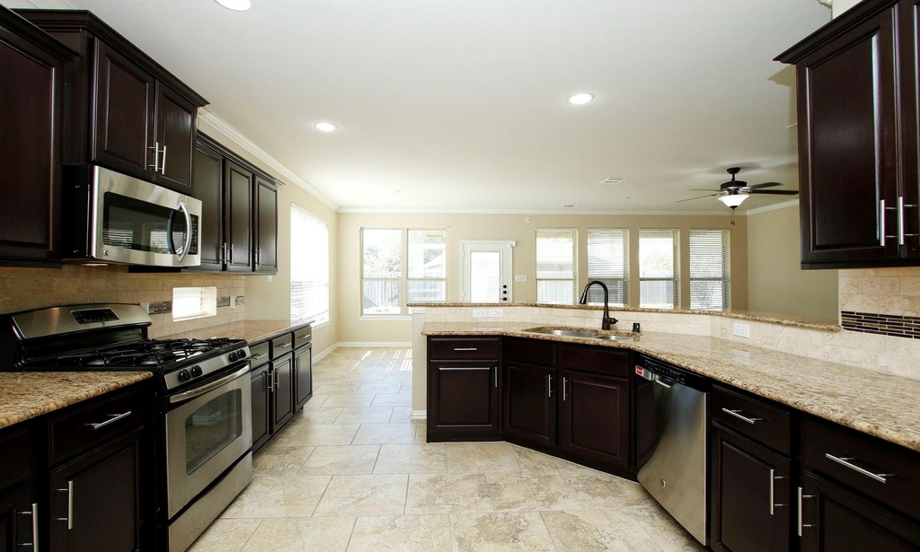 13827 Slate Mountain Lane - Photo 18