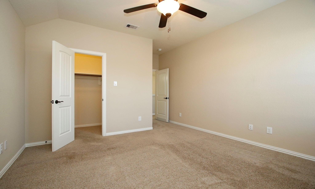 13827 Slate Mountain Lane - Photo 38