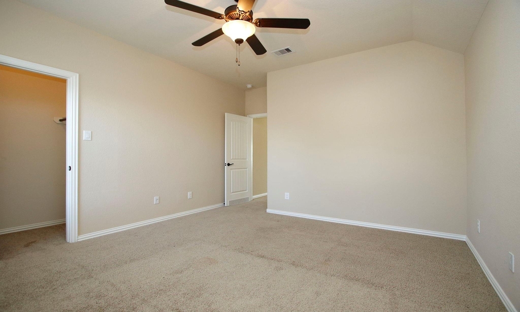 13827 Slate Mountain Lane - Photo 34