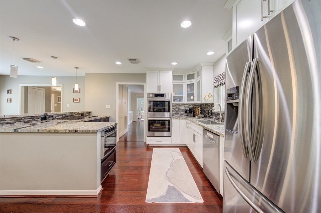 15739 Fleetwood Oaks Drive - Photo 3