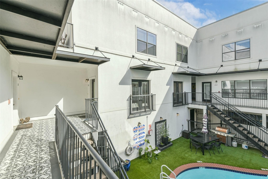17 Waugh Drive - Photo 32