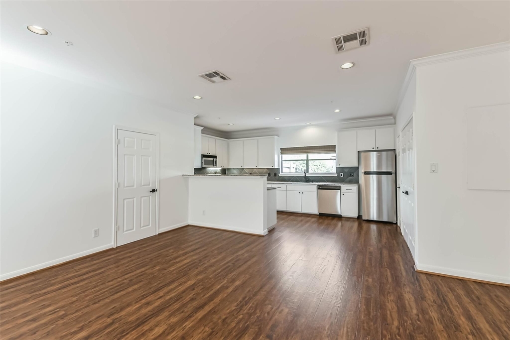 17 Waugh Drive - Photo 8