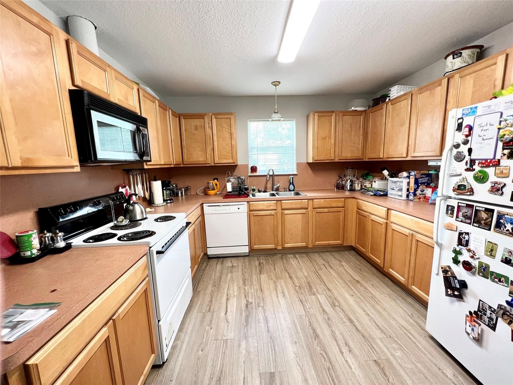12117 11th Street - Photo 5