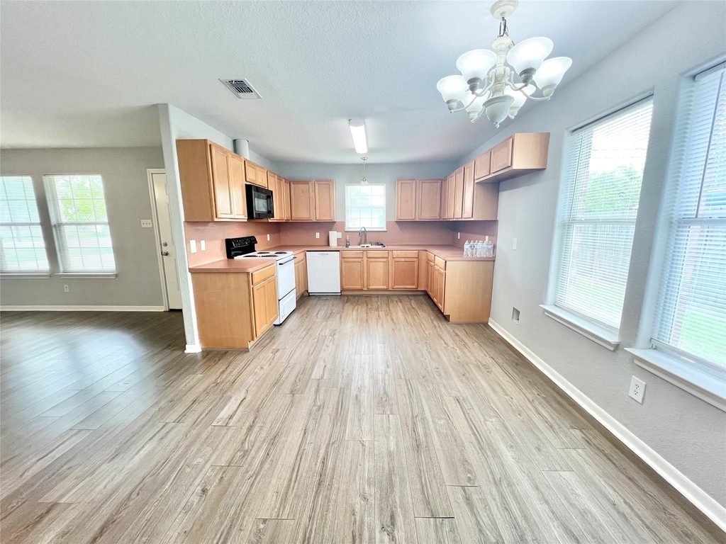 12117 11th Street - Photo 10
