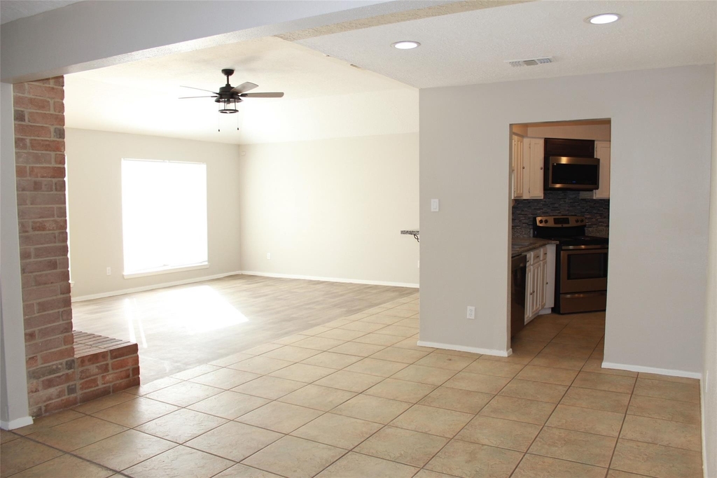 4406 Lost Lake Lane - Photo 9