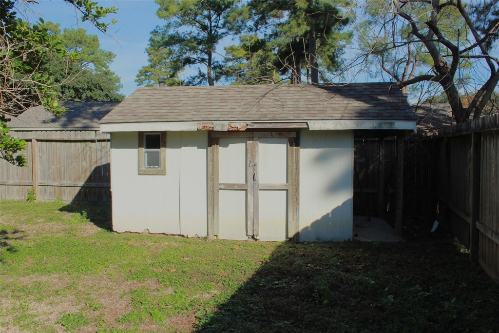 4406 Lost Lake Lane - Photo 33
