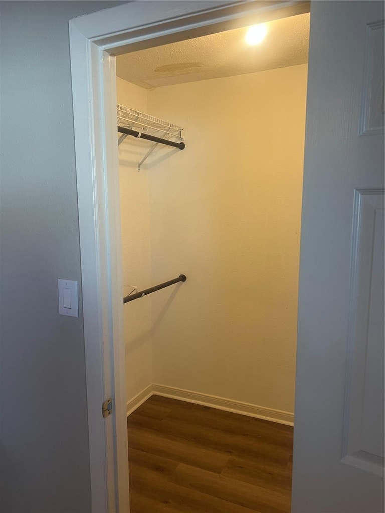 10811 Richmond Avenue - Photo 22