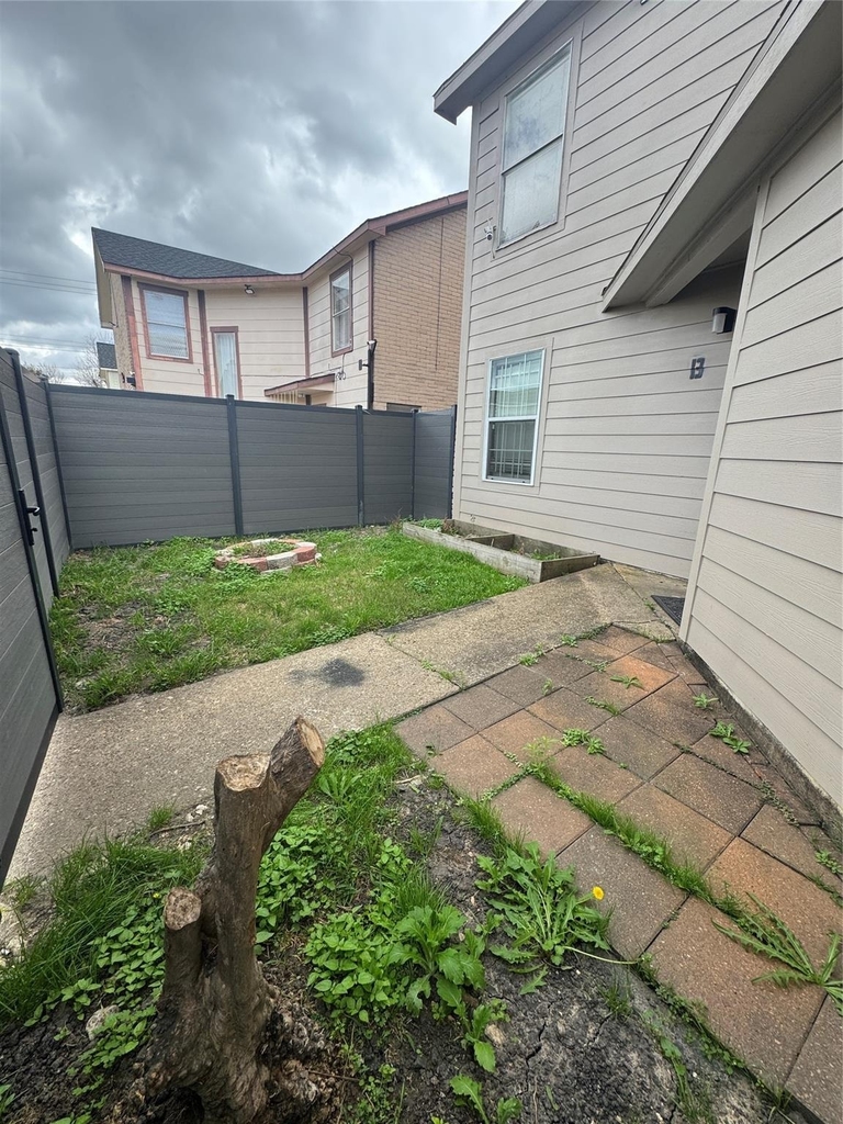 12700 Leader Street - Photo 0
