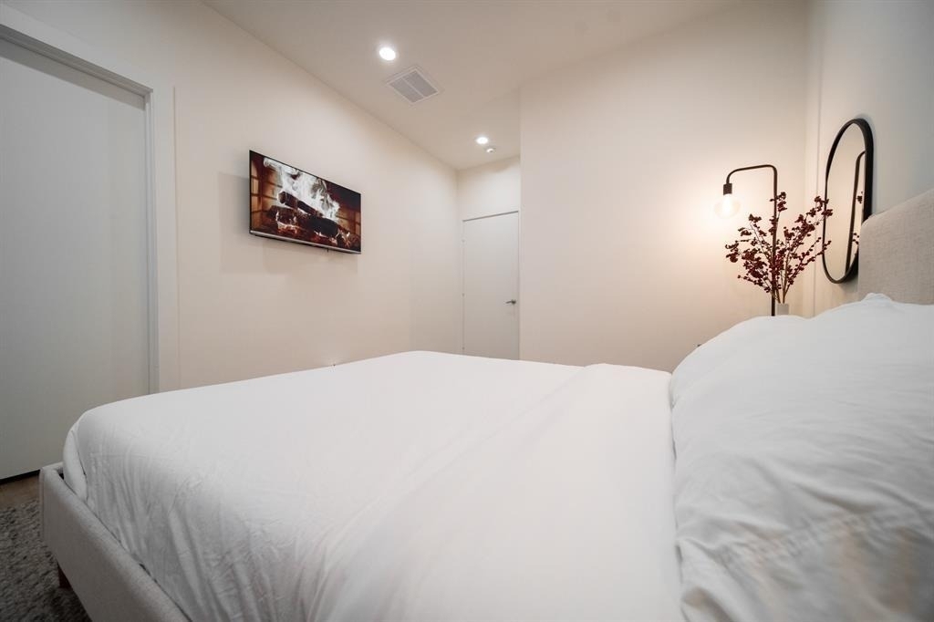 2212 Francis Street - Photo 30