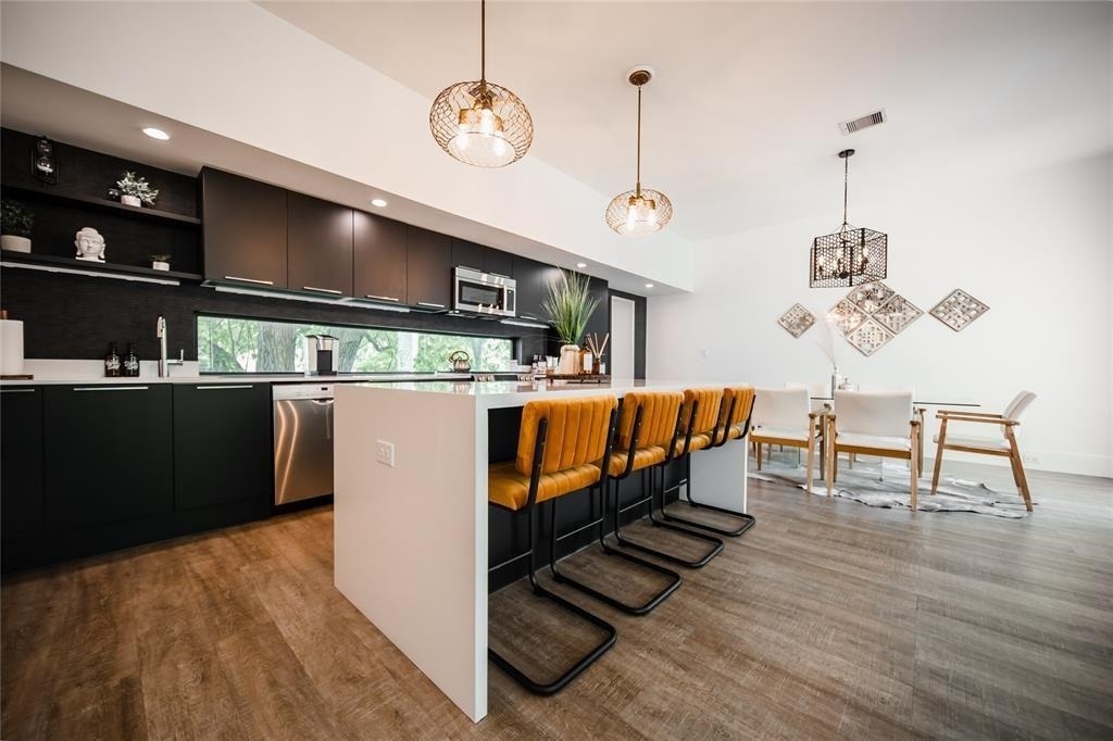 2212 Francis Street - Photo 12