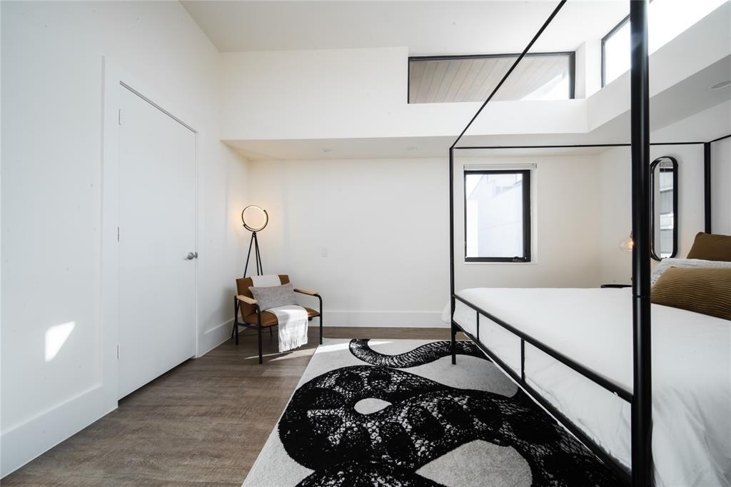 2212 Francis Street - Photo 21