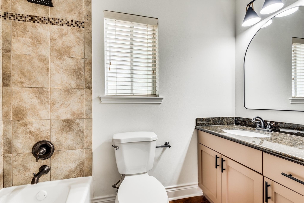5612 Grover Avenue - Photo 5