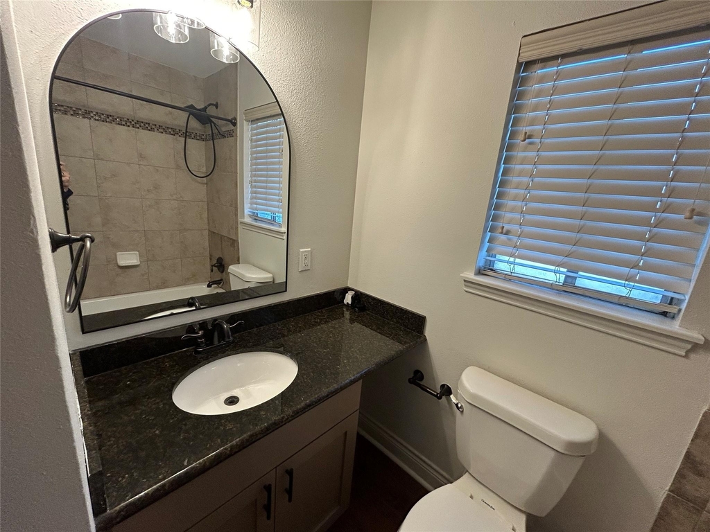 5612 Grover Avenue - Photo 14