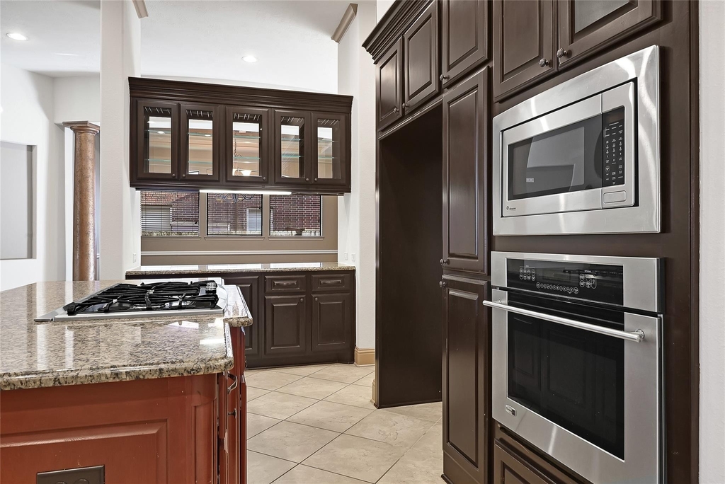 6223 Duke Trail Lane - Photo 8