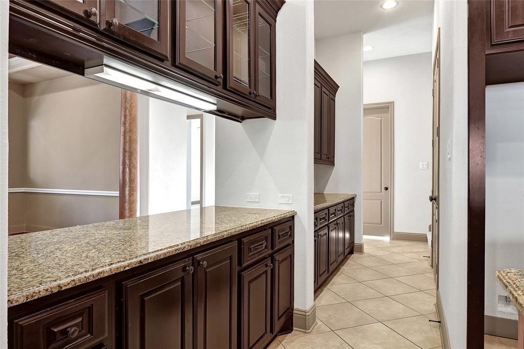 6223 Duke Trail Lane - Photo 15
