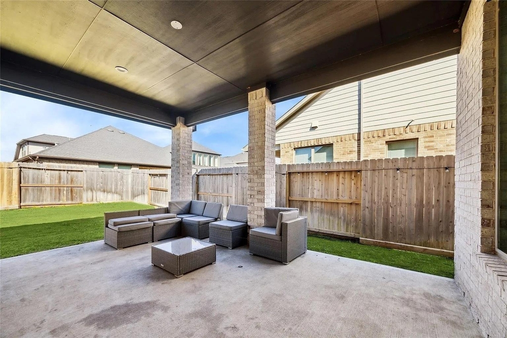 29634 Sterling Knoll Drive - Photo 18