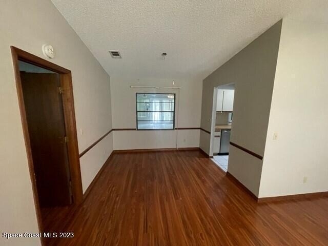 356 Pipit Street Ne - Photo 8