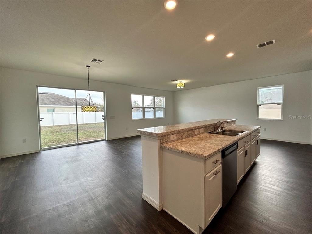10638 Aldo Moro Drive - Photo 10