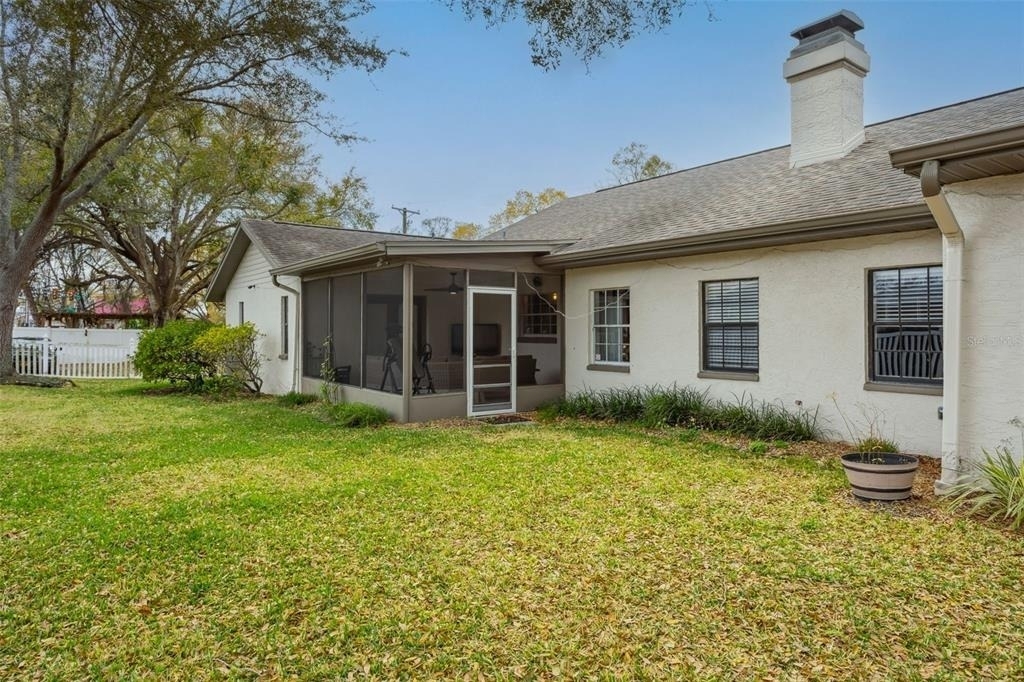 2603 N Ridgewood Avenue - Photo 32