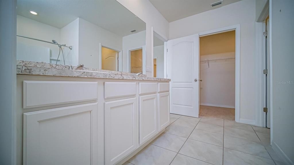 326 Meadowbrook Boulevard - Photo 13