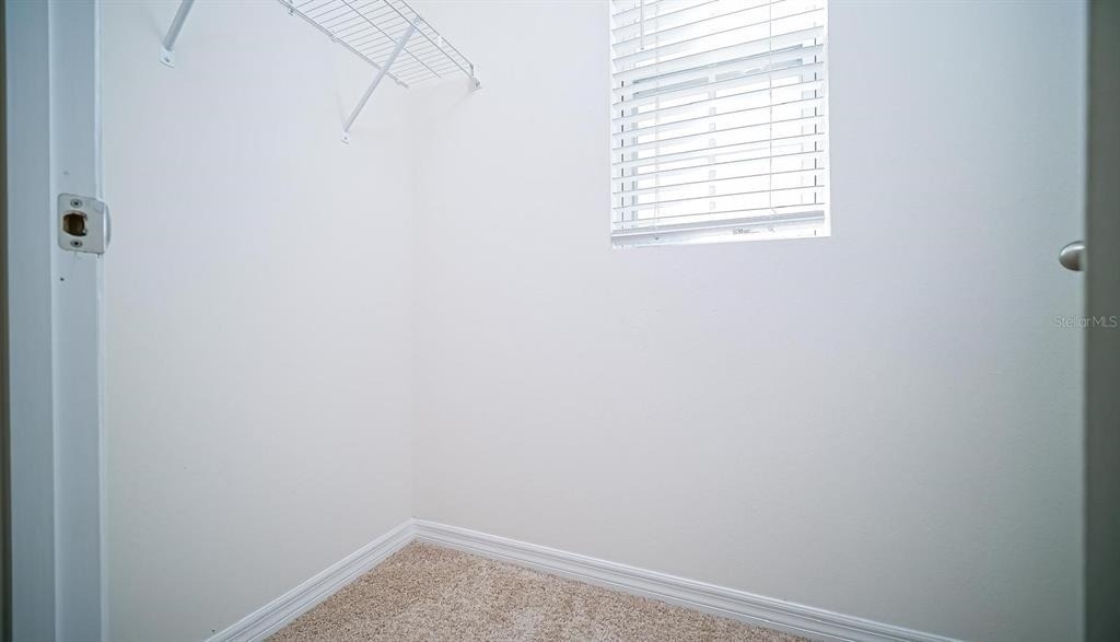326 Meadowbrook Boulevard - Photo 12