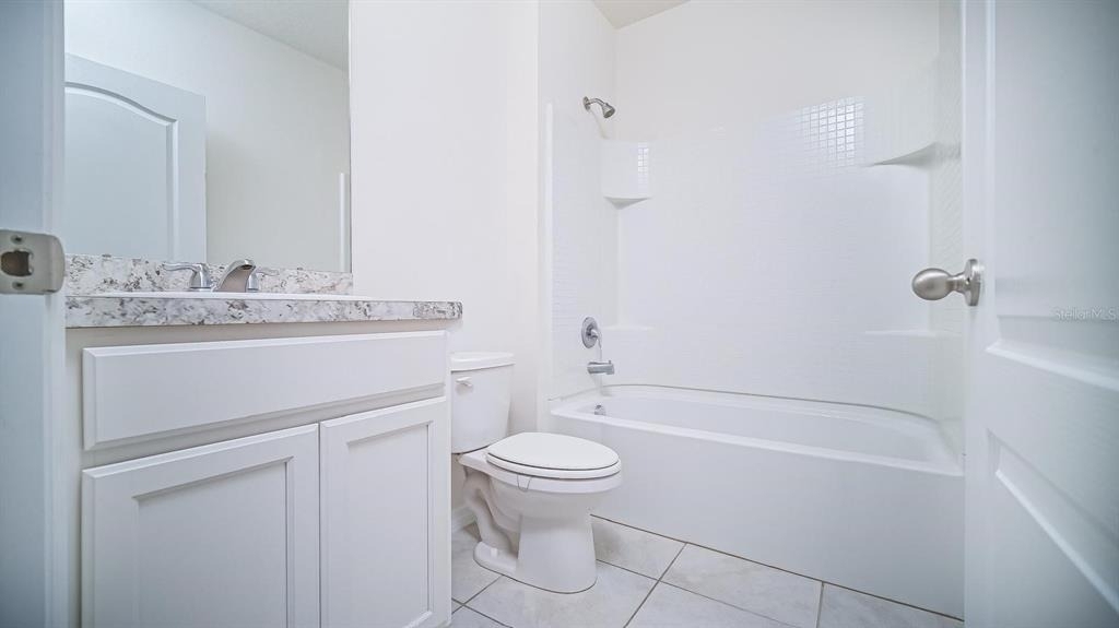 326 Meadowbrook Boulevard - Photo 9