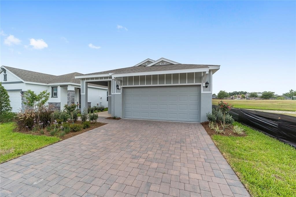 4110 Nw 44 Circle - Photo 1