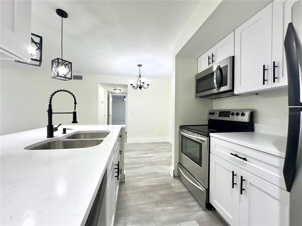5140 Conroy Road - Photo 9