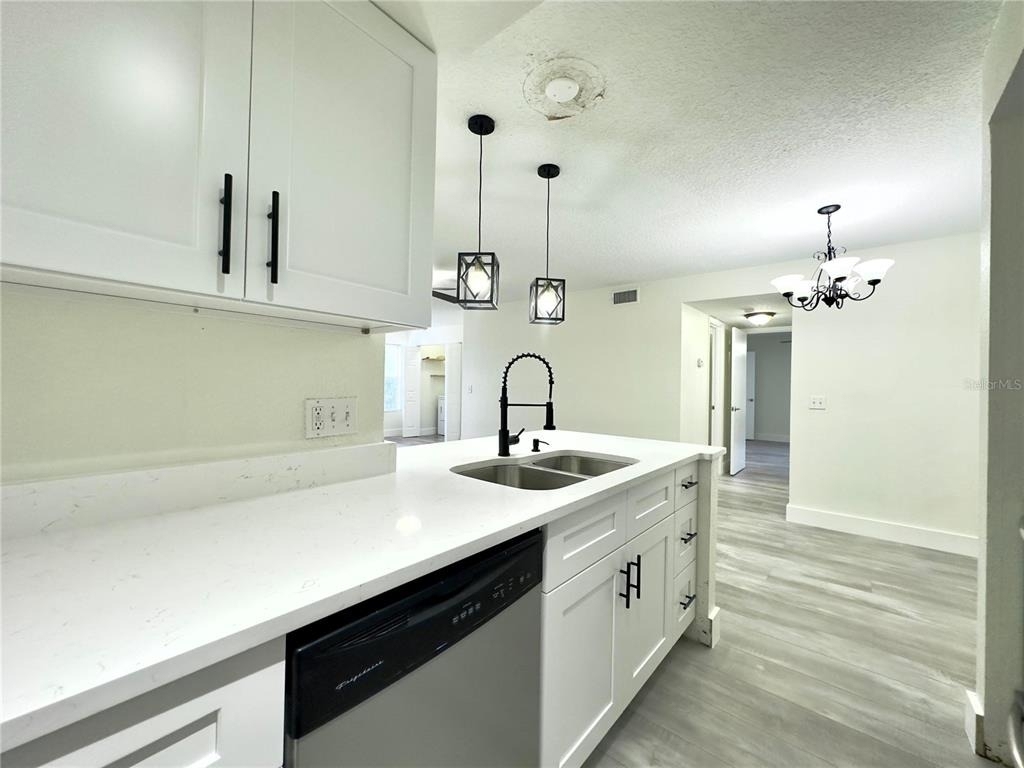 5140 Conroy Road - Photo 10