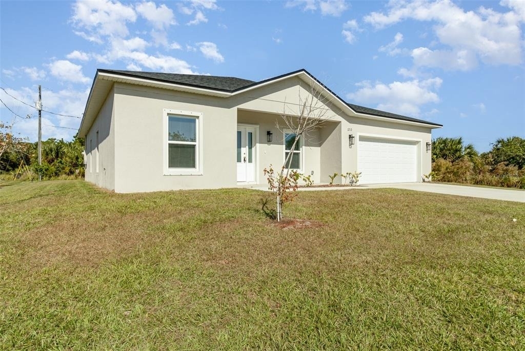 1213 Waterford Street Se - Photo 3