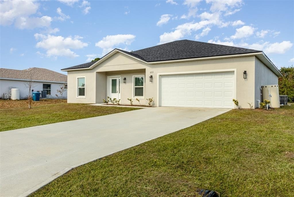 1213 Waterford Street Se - Photo 2