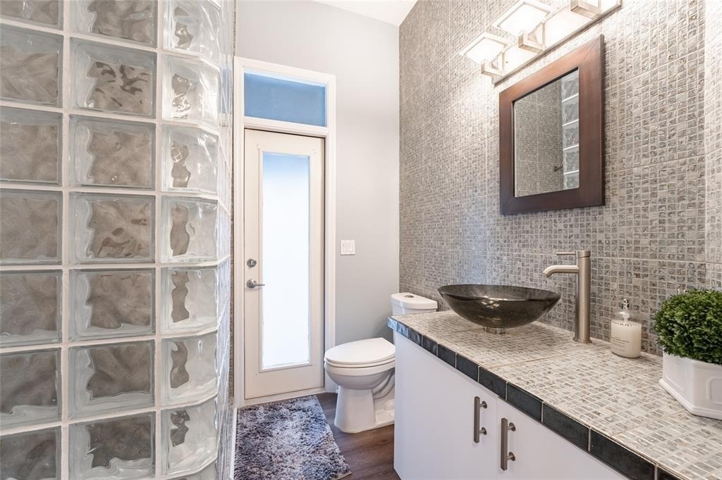 9502 Portbury Drive - Photo 18