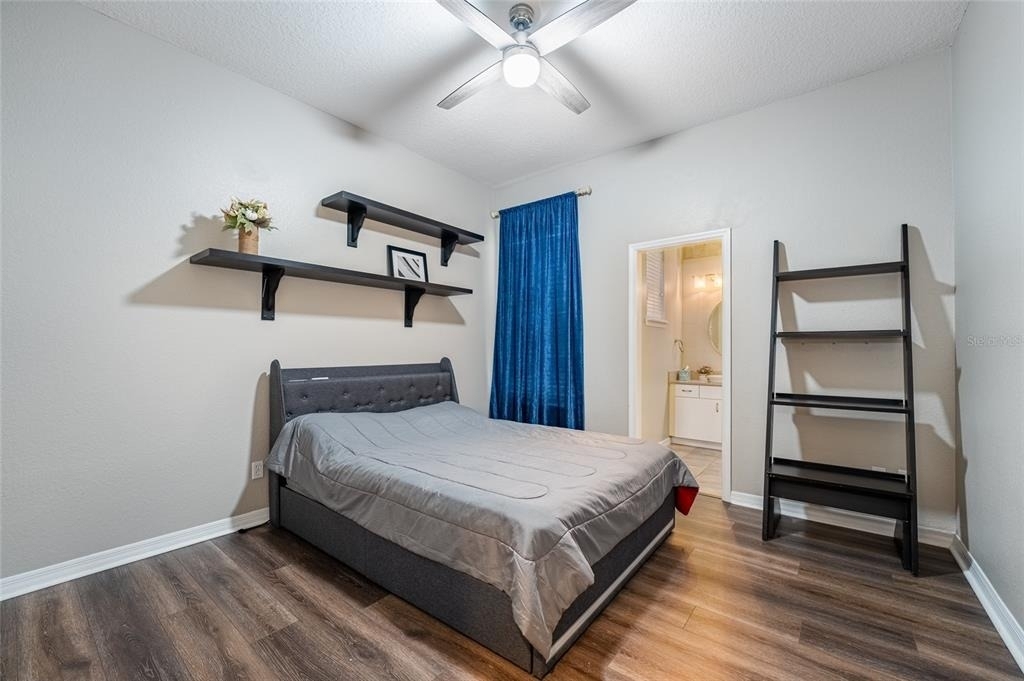 9502 Portbury Drive - Photo 14