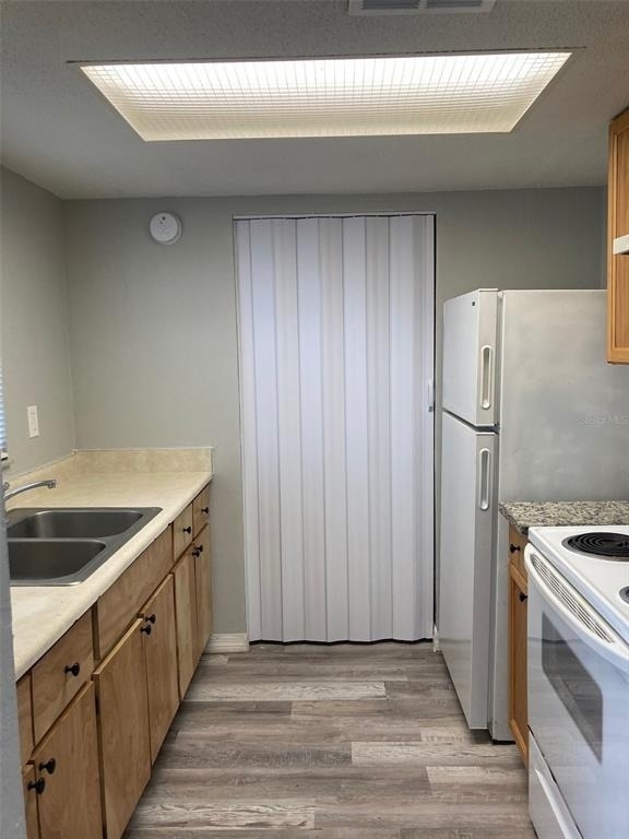 1217 Kennedy Road - Photo 5