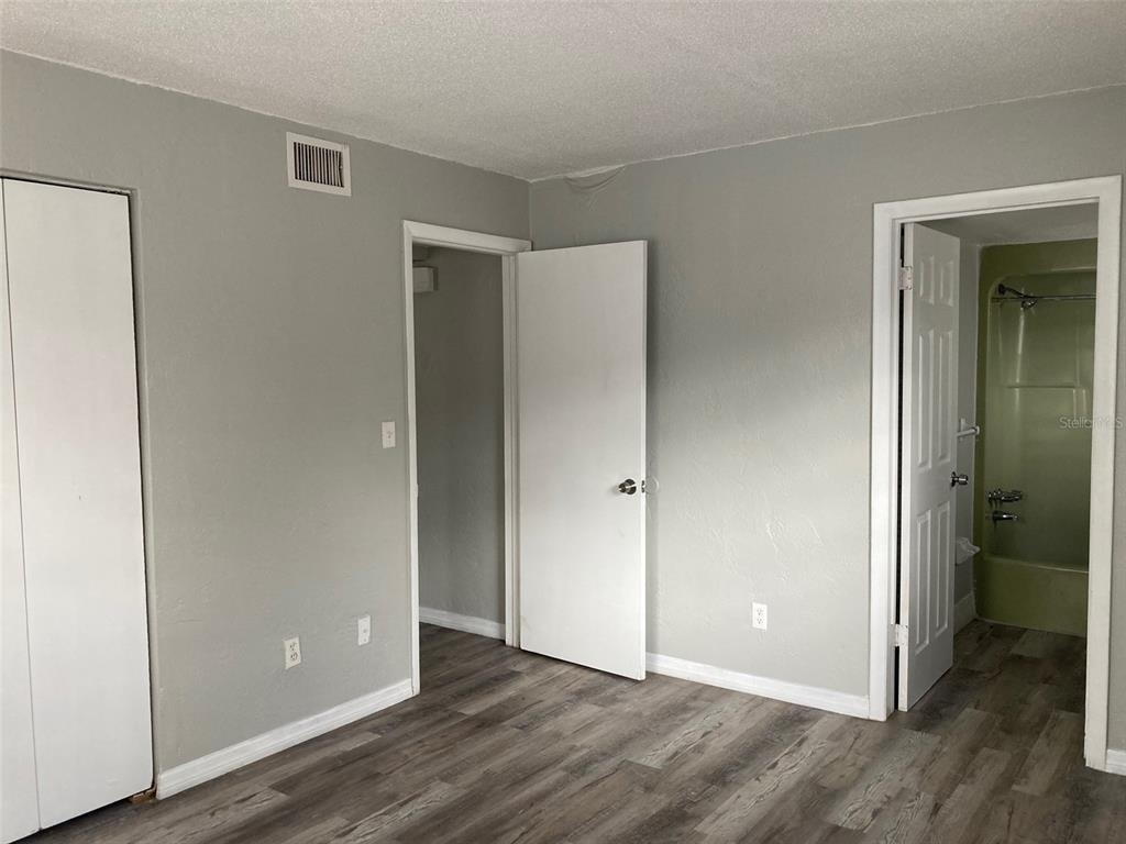 1217 Kennedy Road - Photo 11