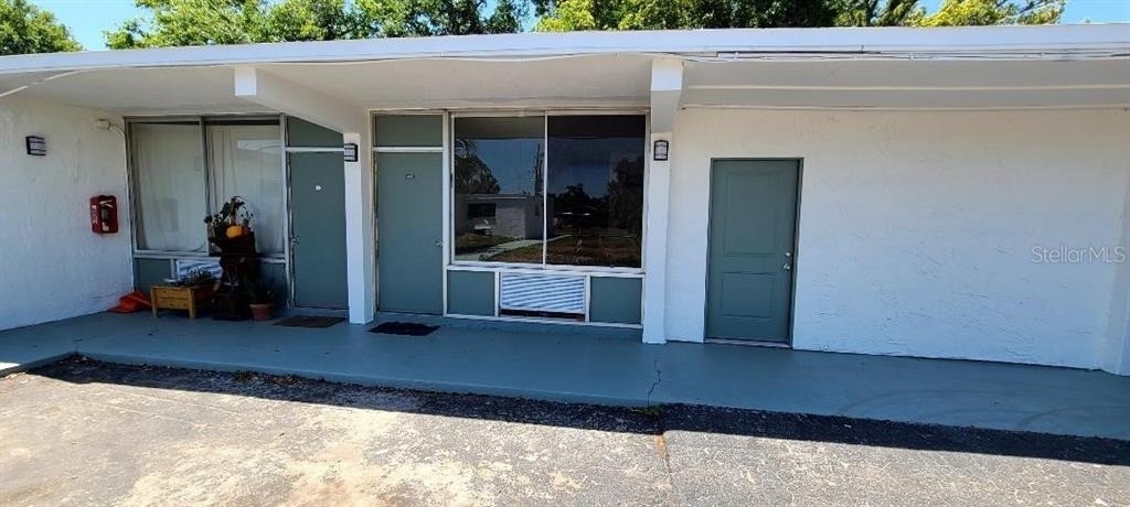 421 E Kennedy Boulevard - Photo 0