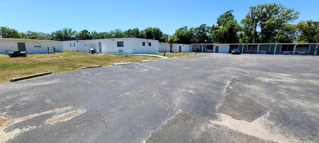 421 E Kennedy Boulevard - Photo 3