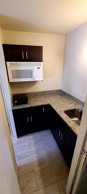 421 E Kennedy Boulevard - Photo 6