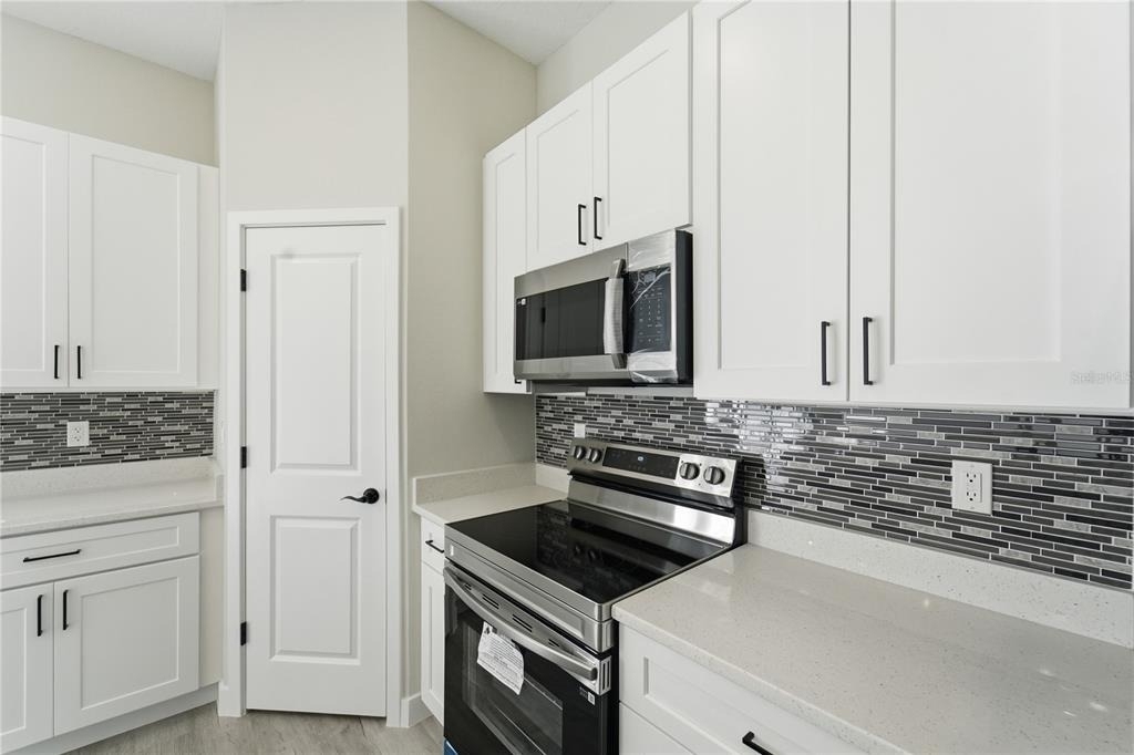 13690 Sw 43rd Circle - Photo 16
