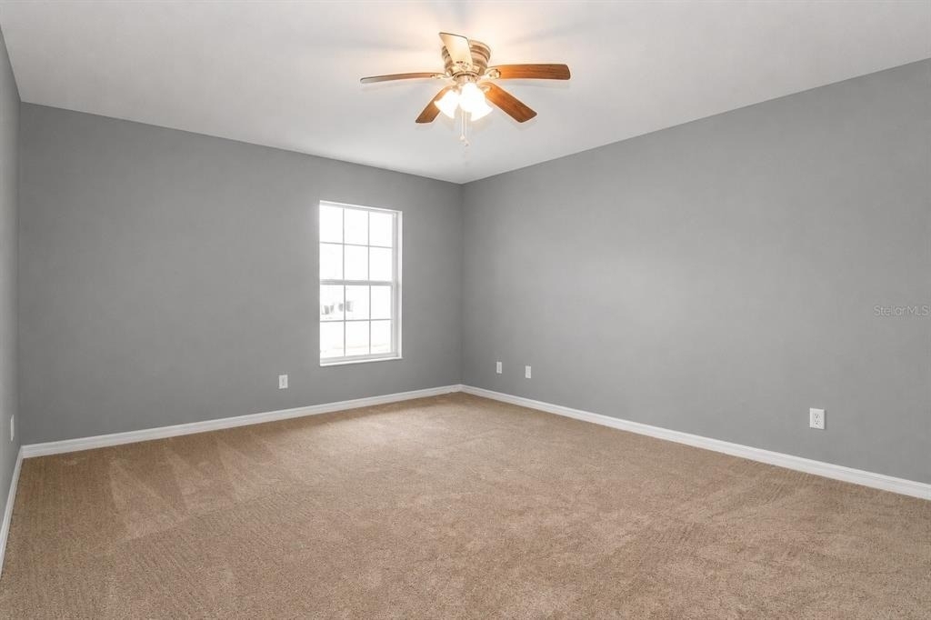 402 Bridgewater Court - Photo 4