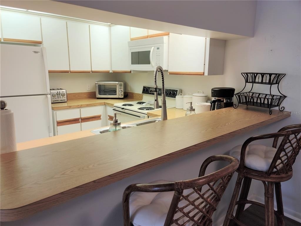 650 Bird Bay Drive E - Photo 24