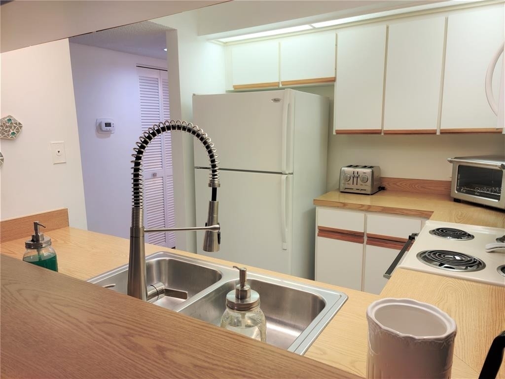 650 Bird Bay Drive E - Photo 27