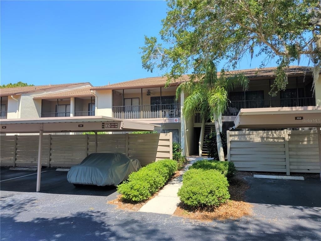 650 Bird Bay Drive E - Photo 0