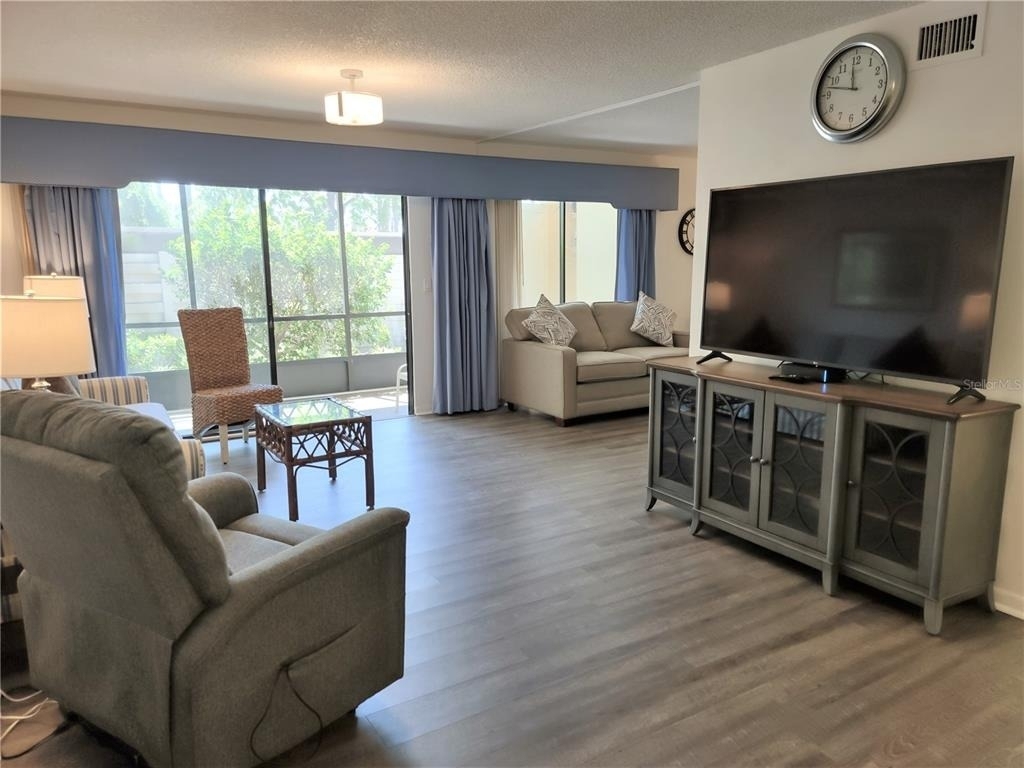 650 Bird Bay Drive E - Photo 5