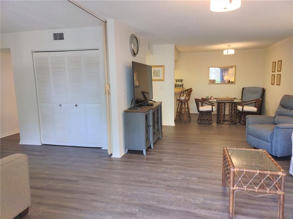 650 Bird Bay Drive E - Photo 6
