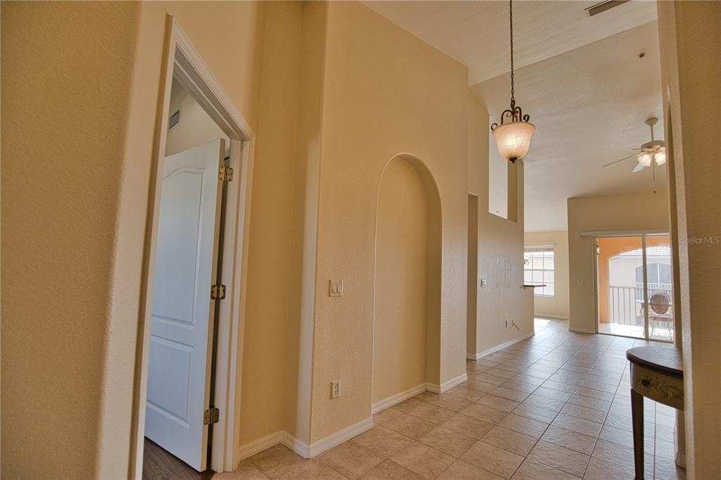 150 L Pavia Boulevard - Photo 5
