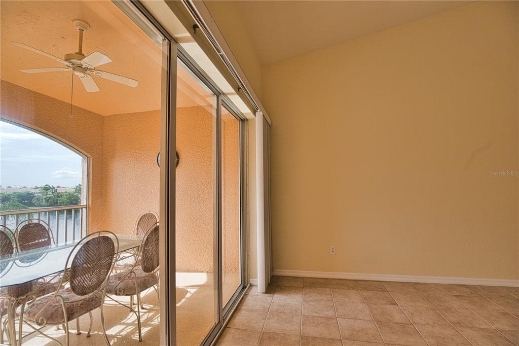 150 L Pavia Boulevard - Photo 9